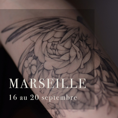Dans cette période de confinement j’ai une très bonne nouvelle à vous partager. Je serai au @karbone.studio Marseille du 16 au 20 septembre 2020 ✨
📩 Et vous pouvez dès à présent me partager vos superbes projets à v.garridomillan@gmail.com

Ce que j’aurai besoin de connaître ?
🍃la taille
🍃l’emplacement
🍃votre idée ou des références

Au plaisir de vous lire 😊

#marseilletattoo #marseilletatouage #tattoomarseille #guesttattooartist - #tattooeurope #francetattoo #marseille #marseillecity #marseillegram #virginiatatouages #tattoofloral #blackworktattoo #botanicaltattooartist #tattoo #tatoueurfrance #floraltattoo #tatouage