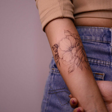 🌙 #tattoo #tatouage #floraltattoo #liontattoo #blackworktattoo #arttattoo #tatoueurstatouagesfrance #bordeauxtattoo #tatoueurbordeaux #berlintattoo